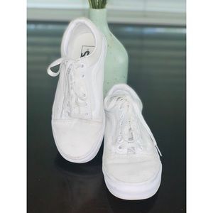 Vans white 👟